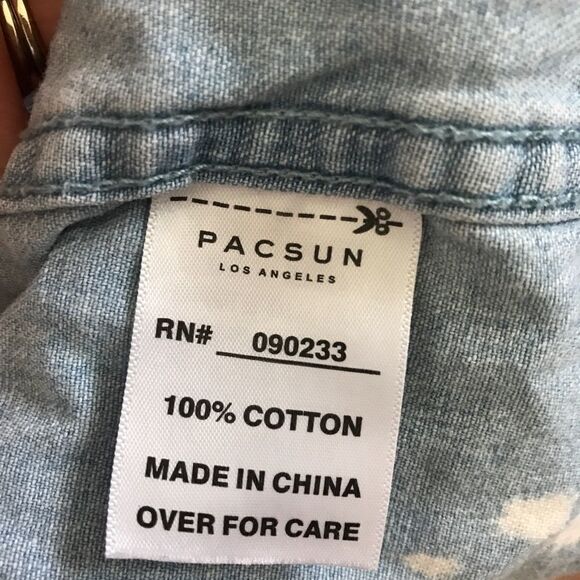 Pacsun 100% cotton long sleeve denim button down blouse (T3) - Picture 5 of 5